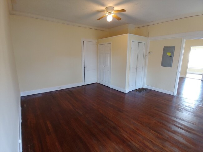 Building Photo - 980 Harte Dr SW Unit 1 Rental