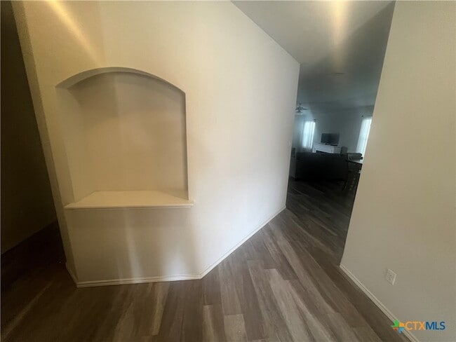 Photo - 104 Green Jay Dr
