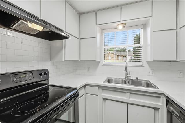Photo - 6540 Bernadine St