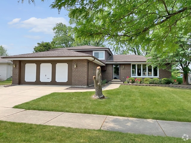 Building Photo - 16448 84th Ave Rental