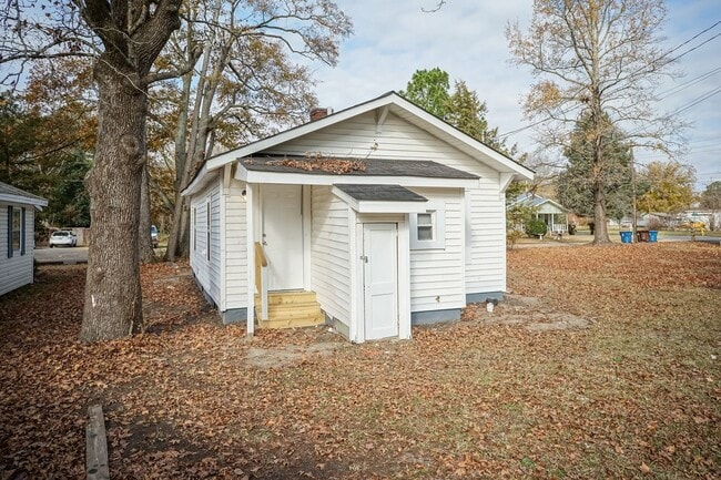 Come see this newly remodeled home! - Come see this newly remodeled home!