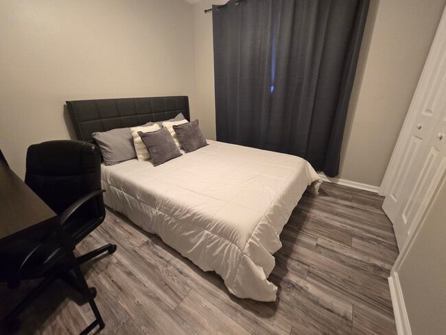 Photo - 4510 Rosemont Pl