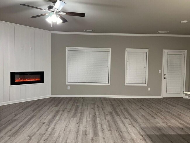 Building Photo - 5332 Fox Hl Ln