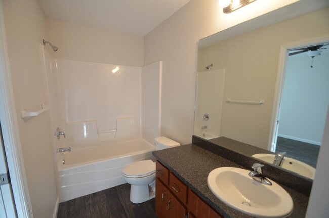 Photo - McSwain Commons Unit 101-4