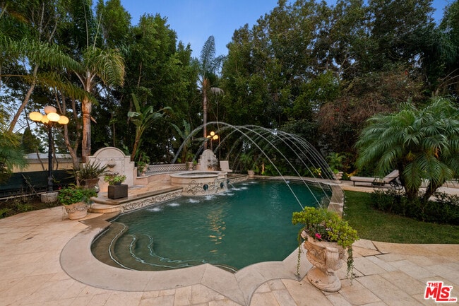 Photo - 1021 N Crescent Dr