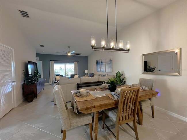 Photo - 14241 Heritage Landing Blvd Unit 1821