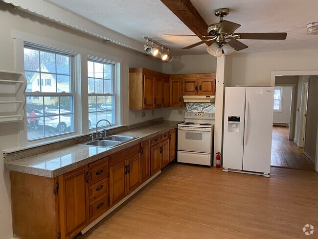 Building Photo - 66 Downing St Unit 1 Rental