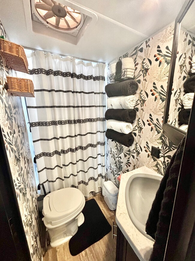 Photo - 3712 Sagecrest Dr Unit Casita