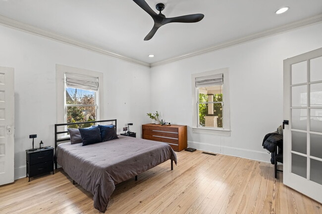 Photo - 805 Antone St NW