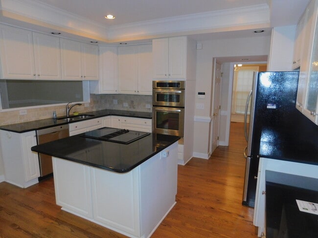 Photo - Beautiful 4br, 2.5 ba home in Lochmere! Avail Aug 14, 2026!