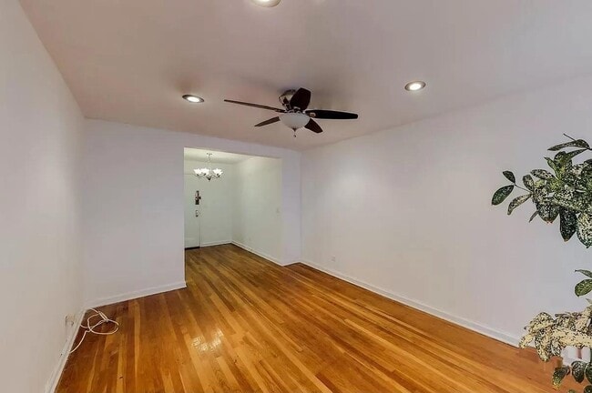 Photo - 2104 Holland Ave