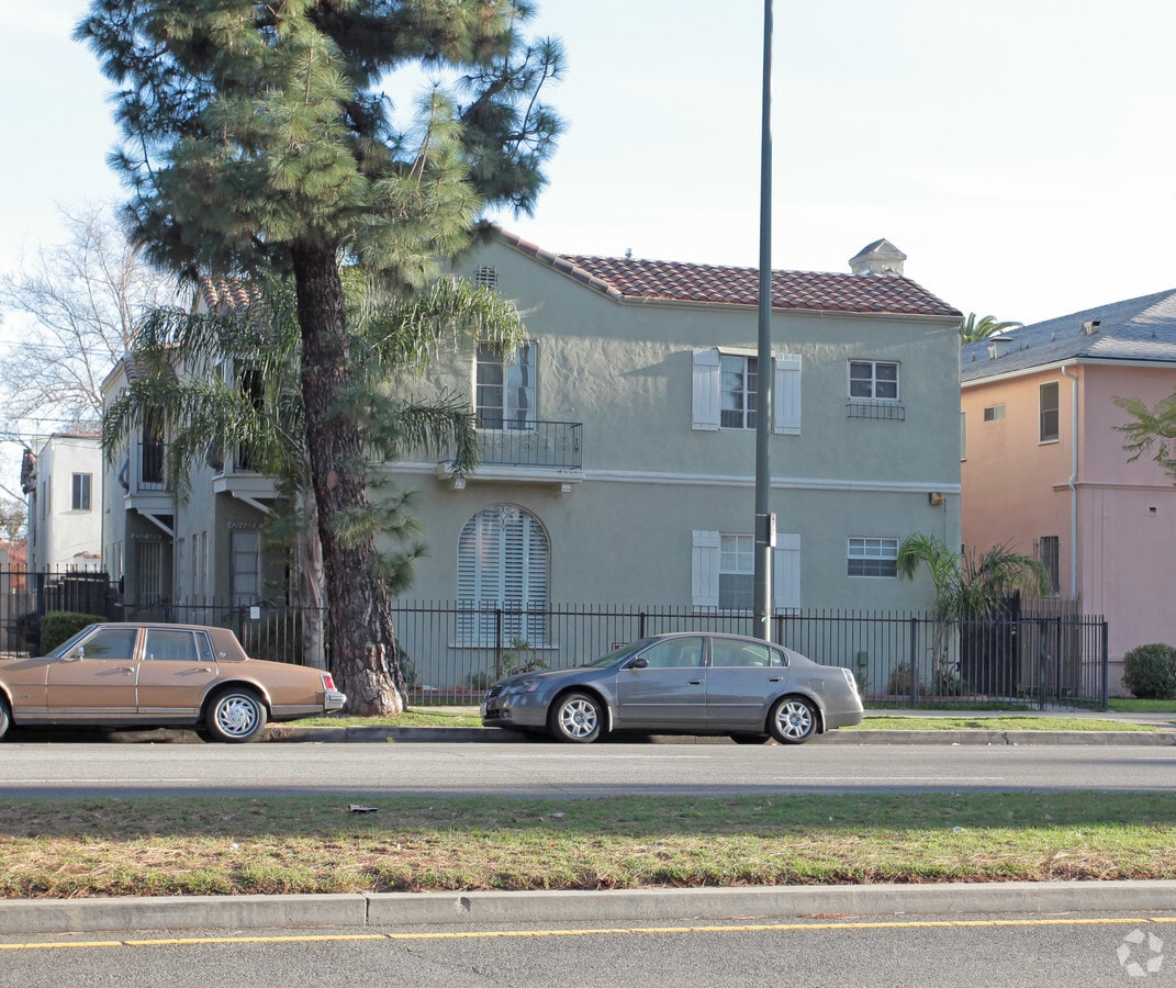 Photo - 4264 Leimert Blvd