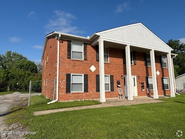 Building Photo - 901 Colonial Park Dr Unit 1 Rental