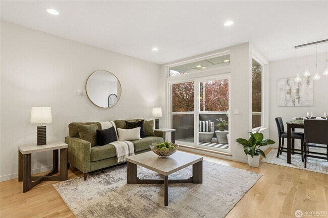 Photo - Luxury Ballard Townhouse for Rent | Designer Living in Seattle's Most Walkable Neighborhood