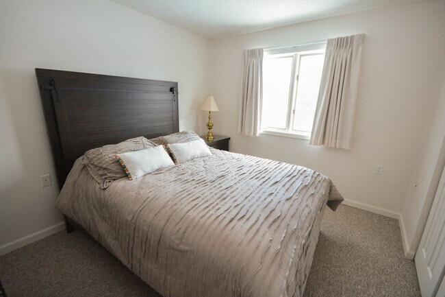 Photo - Root River Estates Unit # 200