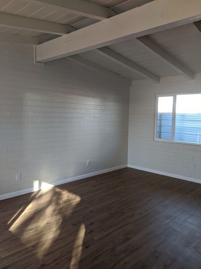 Photo - 2756 N Forgeus Ave