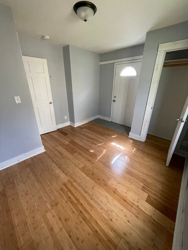 Photo - 513 4th Ave NW