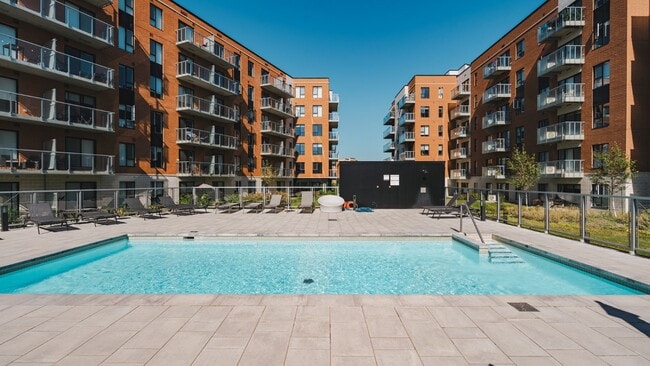 Building Photo - Le Noria