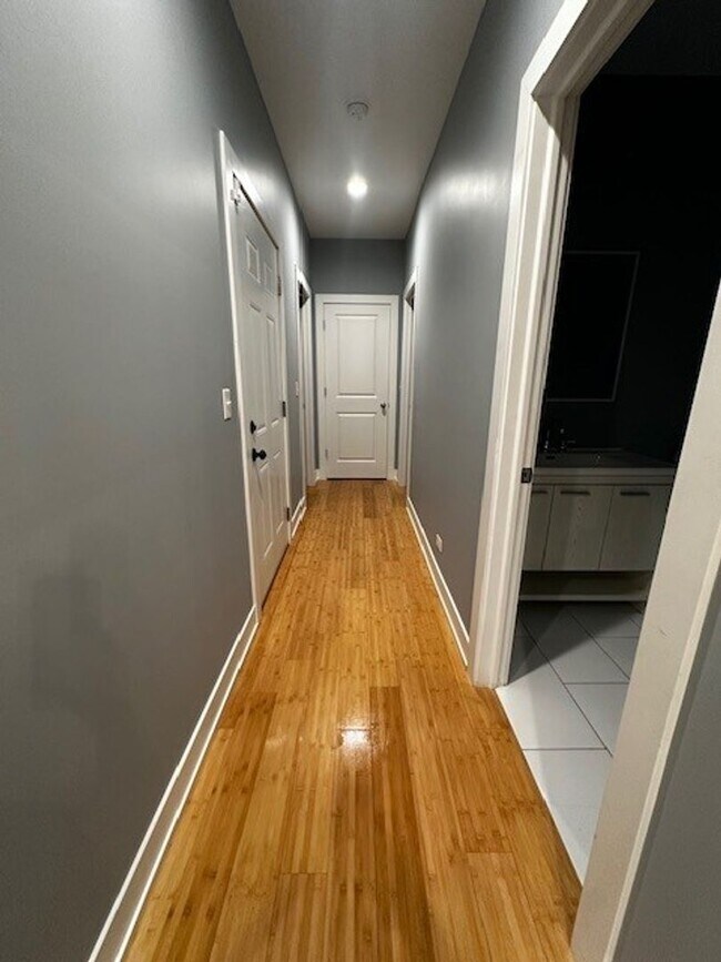 Photo - 147 N Menard Ave Unit 1