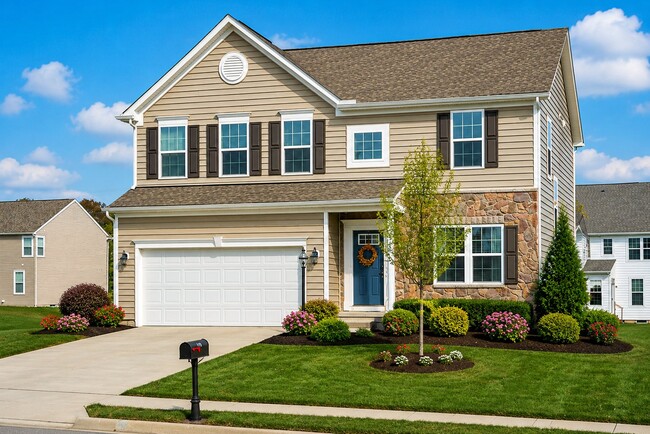 Building Photo - 9480 Woodbine Way