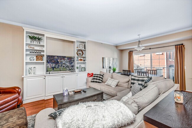 Sala de estar - 3316 Wasson Rd Unidad 4B