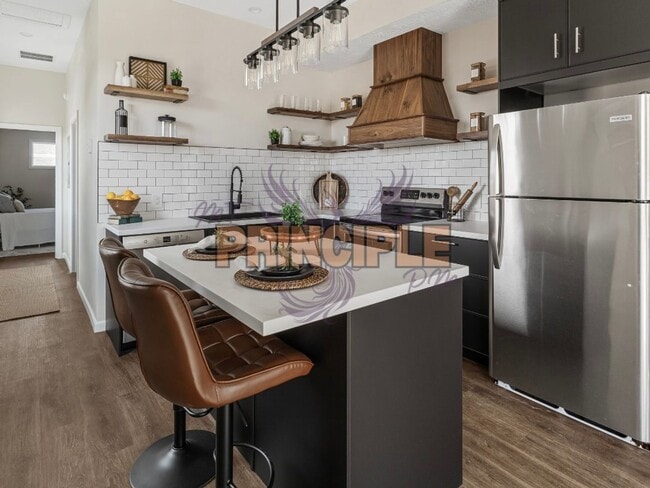 Photo - Park Street Tri-plex Unit 533 W. Park  A