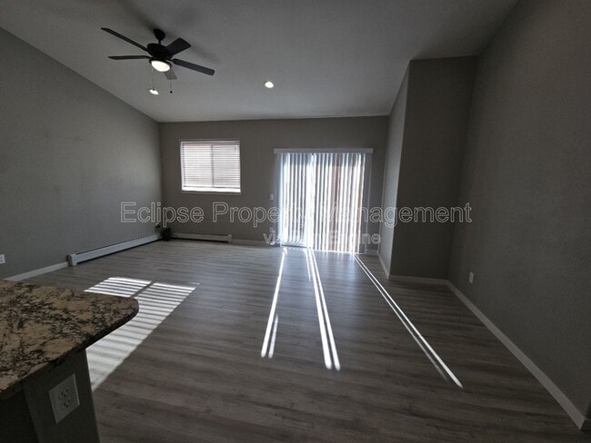 Photo - 507 Crestone Ave