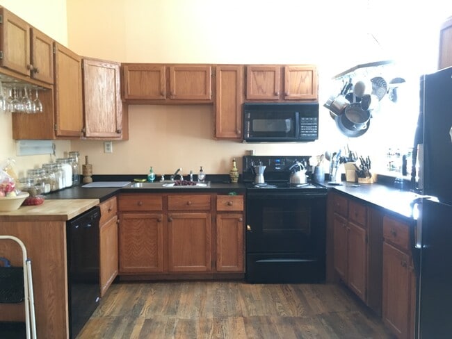 Photo - 2611 W Grace St Unit 1