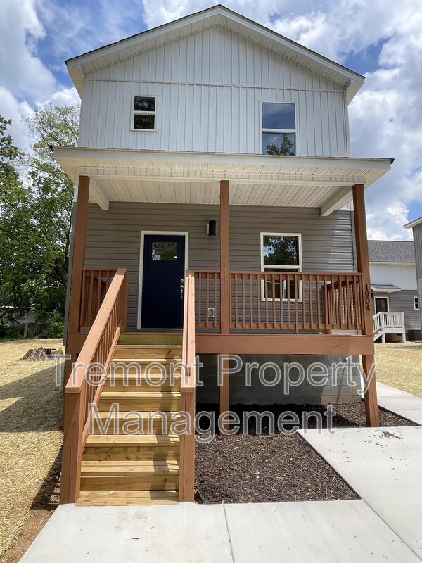 Building Photo - 1904 Lynnbrook Ave Rental