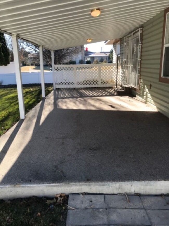 Photo - 612 Navajo Loop