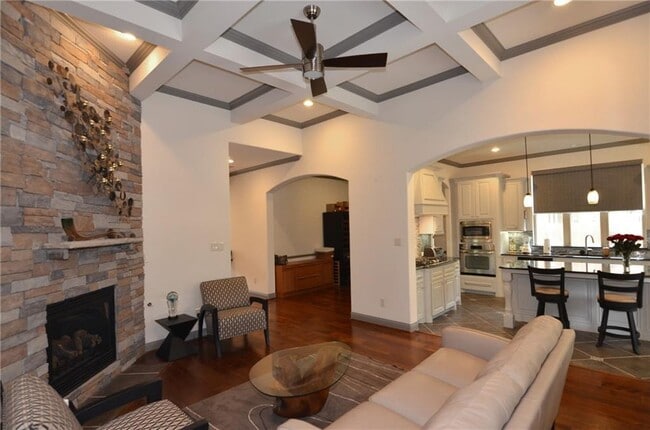 Photo - 12812 Black Hills Dr