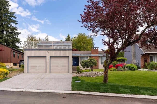 7642 Garfield Dr