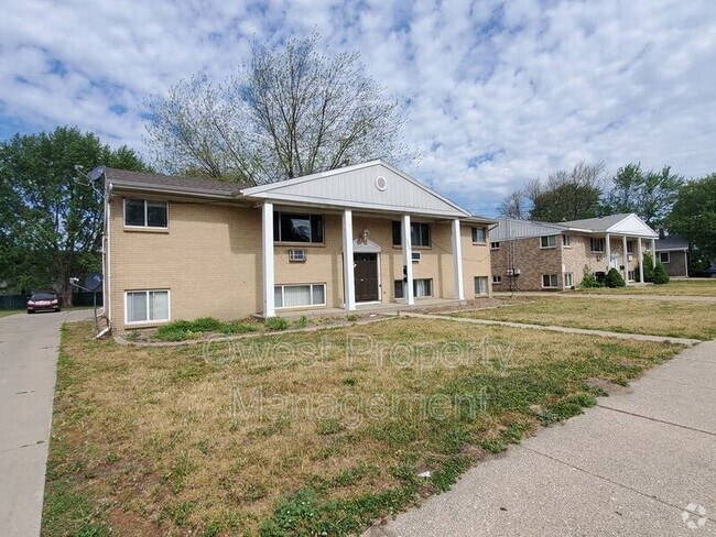Building Photo - 3027 Taft Ave SW Unit Apt #3