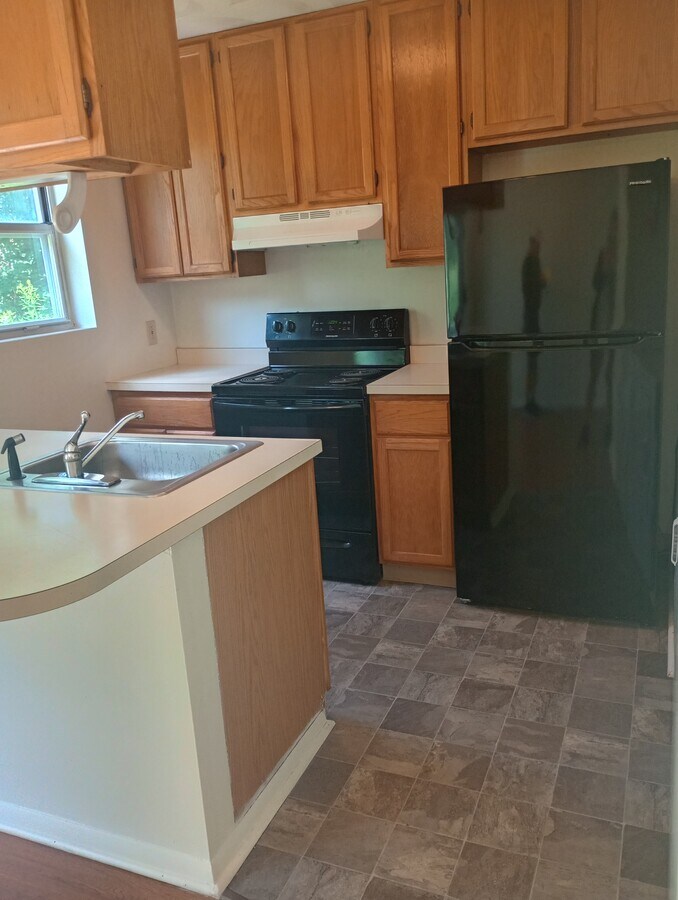 Photo - 181 Clinton Rd Unit Swiss Garden Town Homes