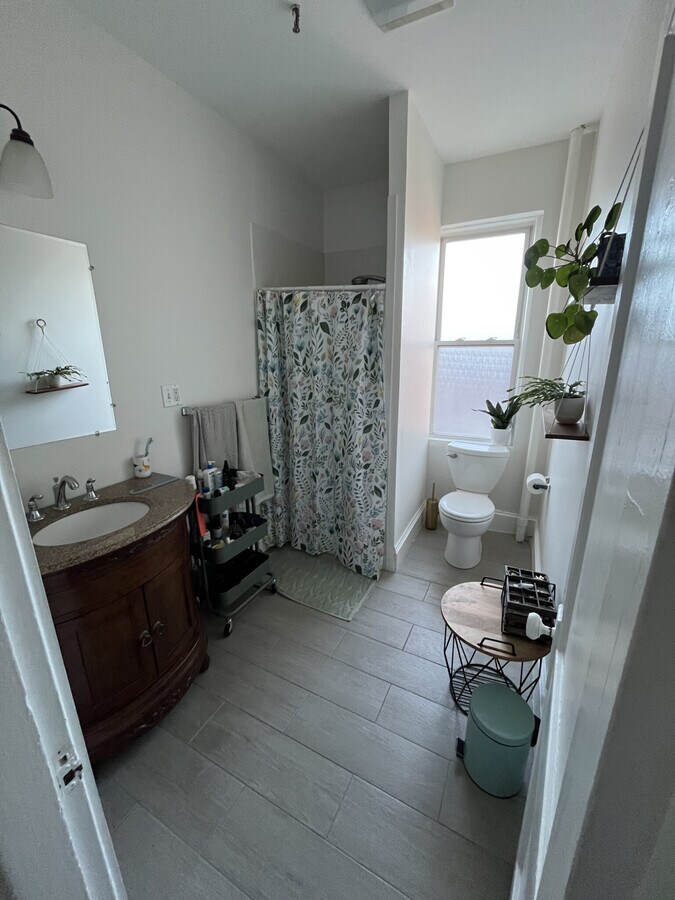 Photo - 53 Kilmarnock St Unit 3