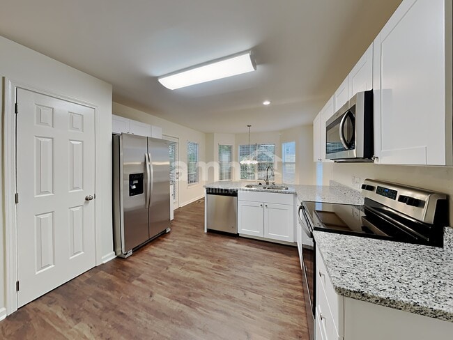10 Donegal Ct