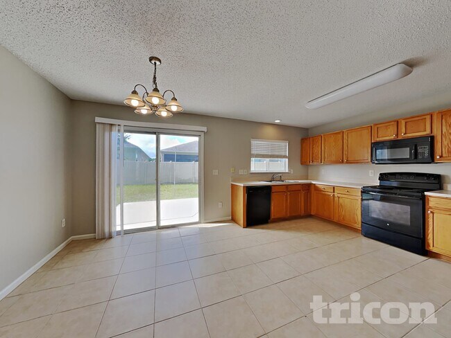 Photo - 7125 Beekman Lake Dr