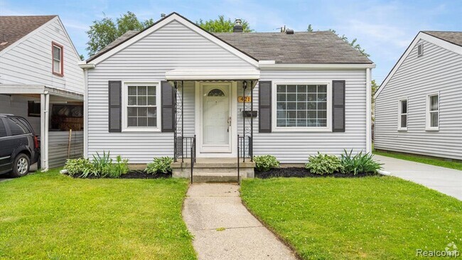 Building Photo - 421 W Morehouse Ave