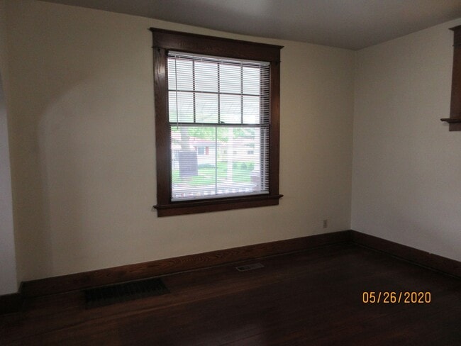 Photo - 1513 Runnion Ave