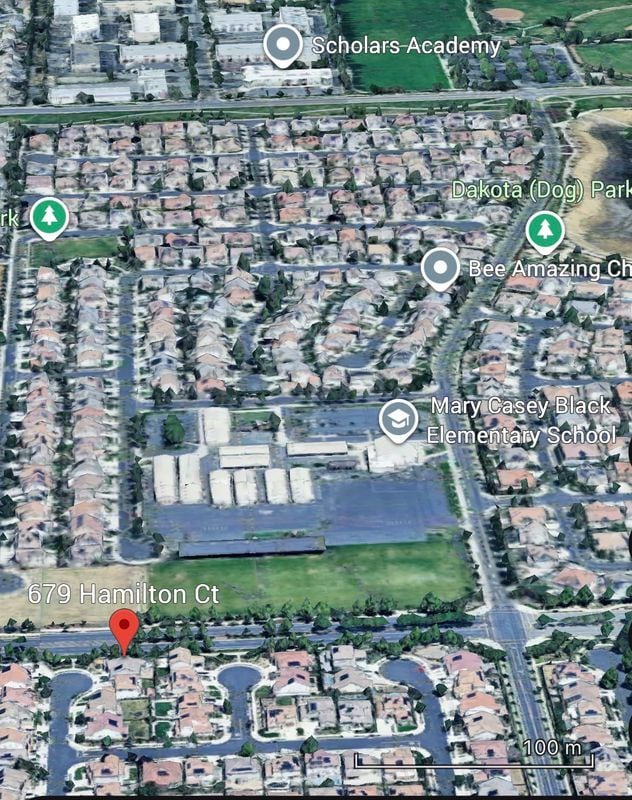 Photo - 679 Hamilton Ct