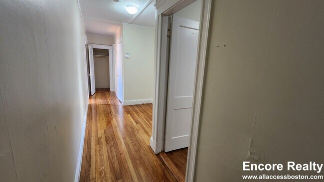 Photo - 1179 Boylston St Unidad 10