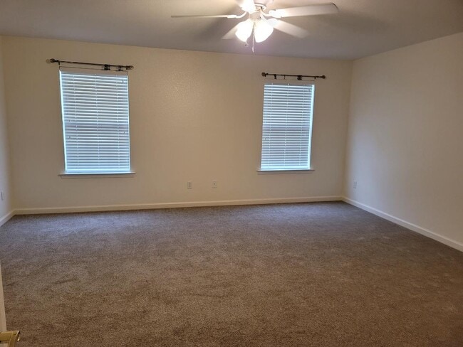 Photo - 1 Old Courthouse Way