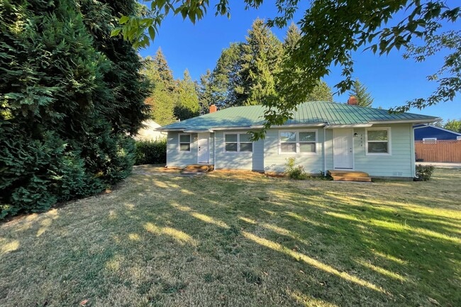 Photo - 2102 W 28th St