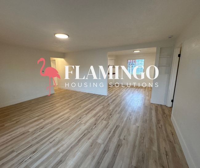 Photo - 305 Mercer Ave