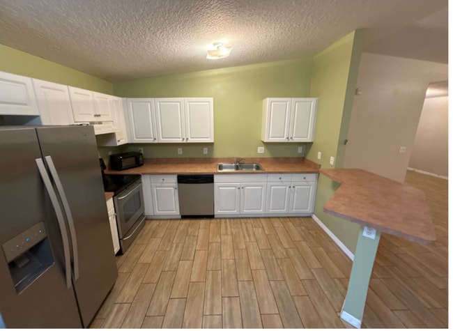 Photo - 105 Melody Ln