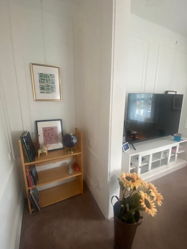 Photo - 101 Hynes Ave Unidad 1