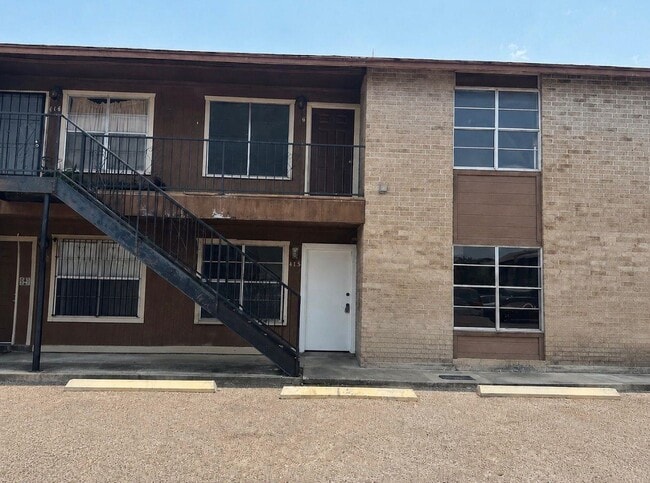 Building Photo - 4902 Marcella Ave Unit 115