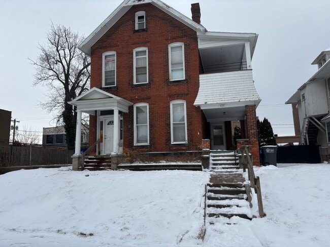 Building Photo - 420 Platt St Unit 420 Platt