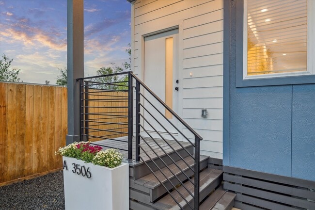 Photo - 3506 Delhi St