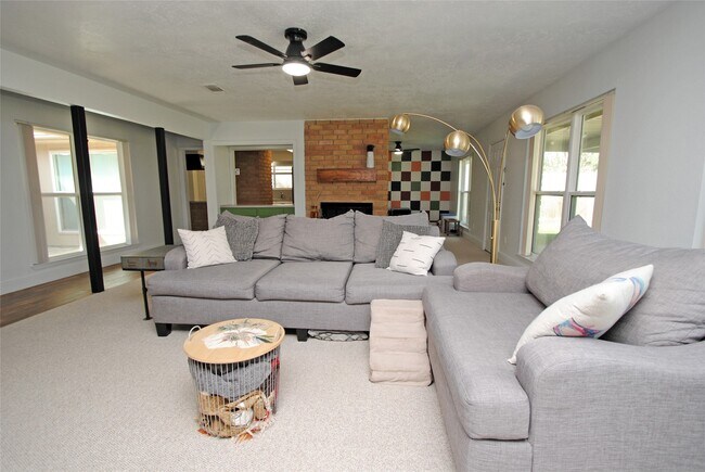 Photo - 12502 Aste Ln